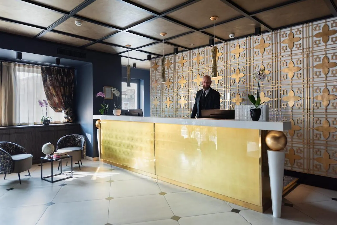 Carnival Palace - Venice Collection Hotel