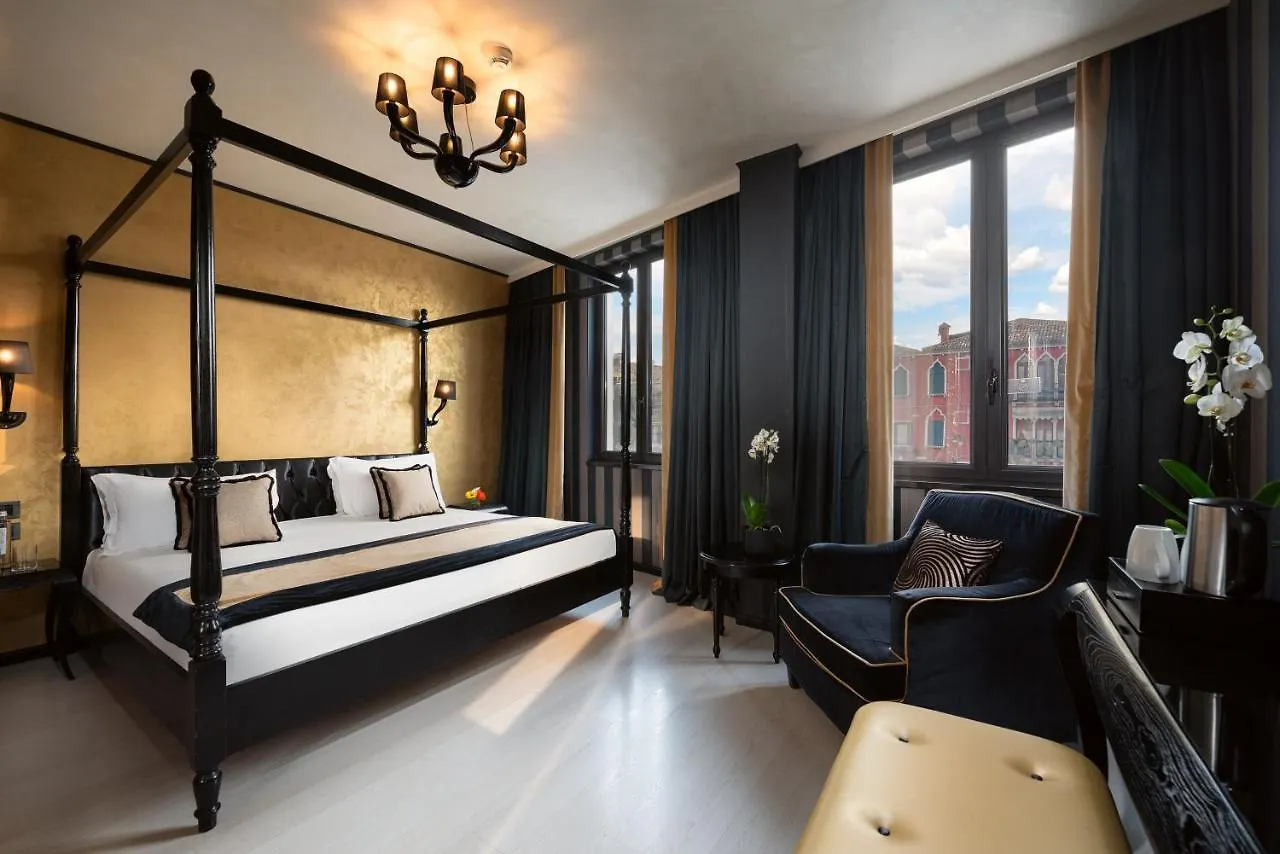 Carnival Palace - Venice Collection Hotel
