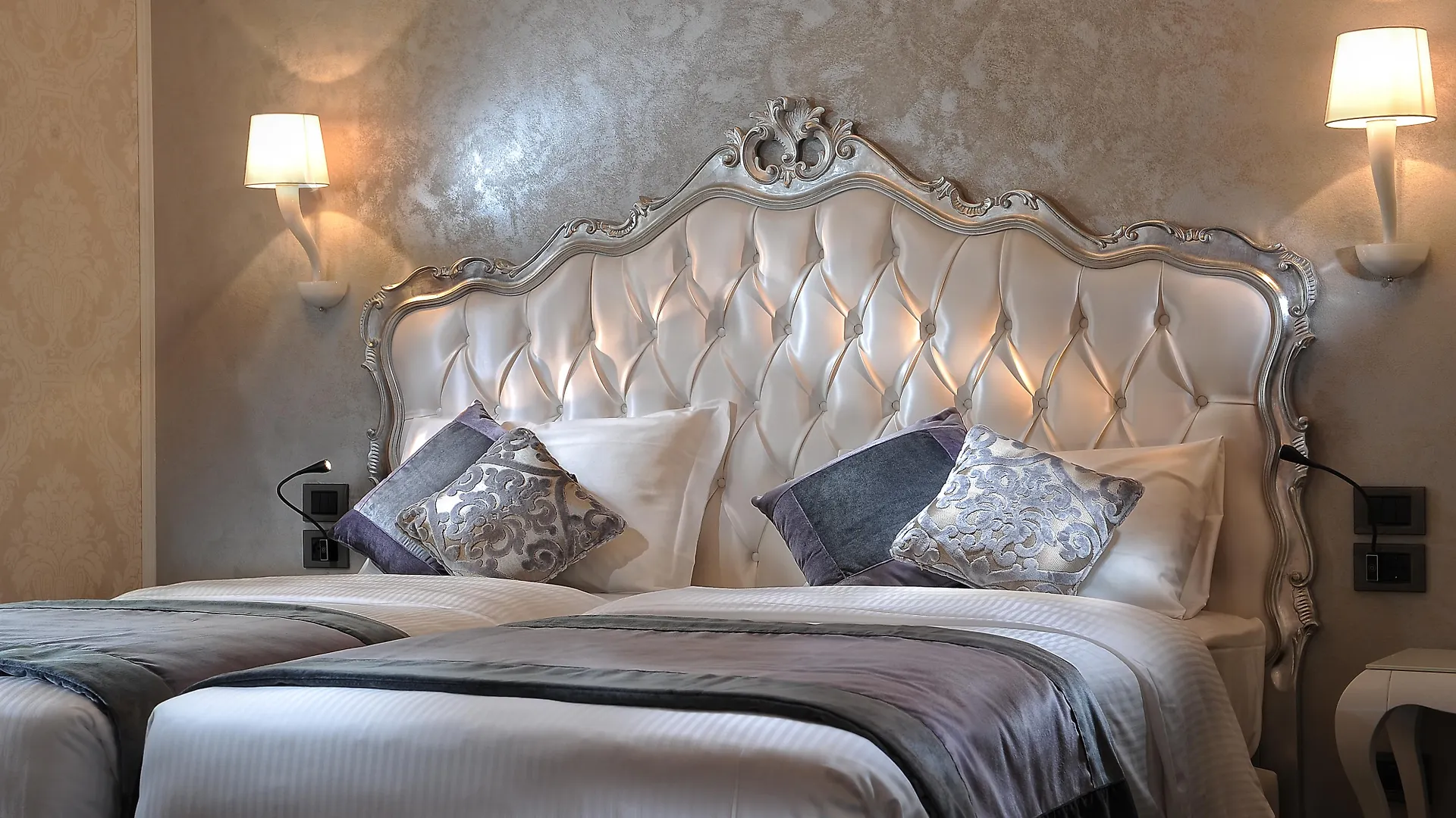 Carnival Palace - Venice Collection Hotel