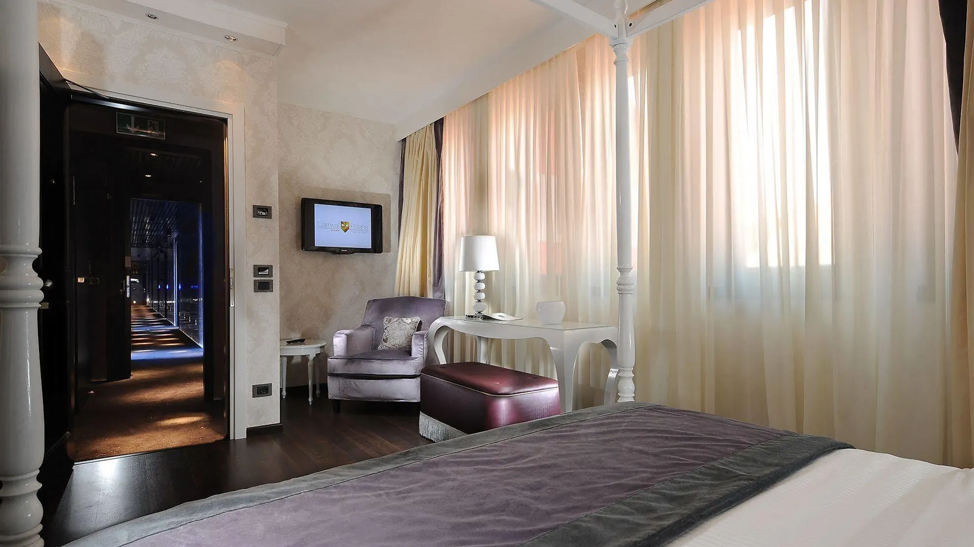 Carnival Palace - Venice Collection Hotel